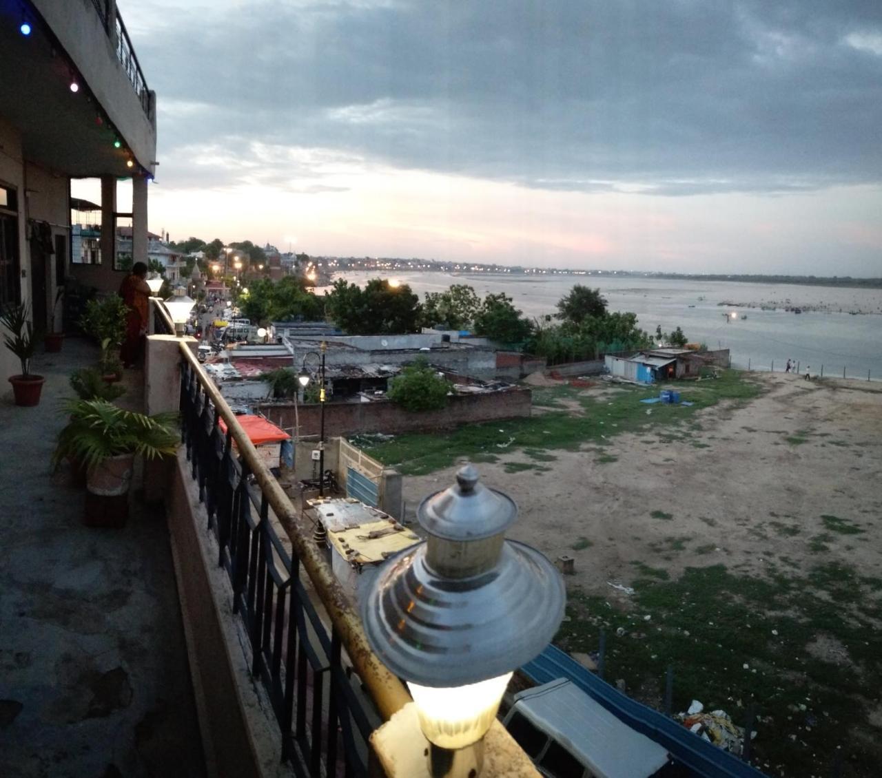 Ganga Paying Guest House Bénarès Extérieur photo